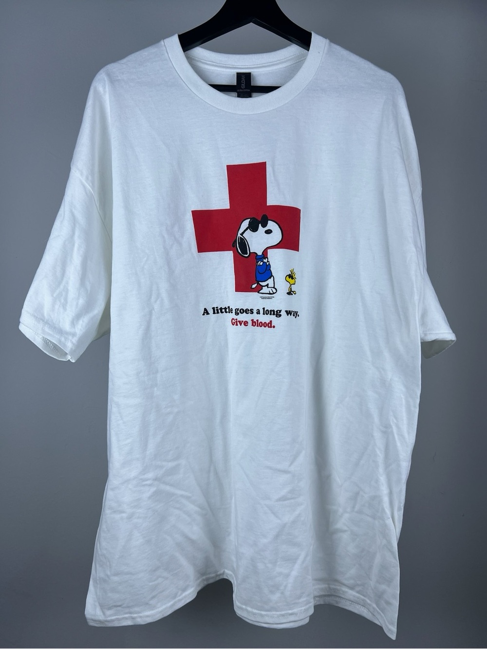 American Red Cross Woodstock “A little goes a long way” T Shirt Size 2XL